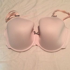 Chantelle Bra 32DDDD NWOT